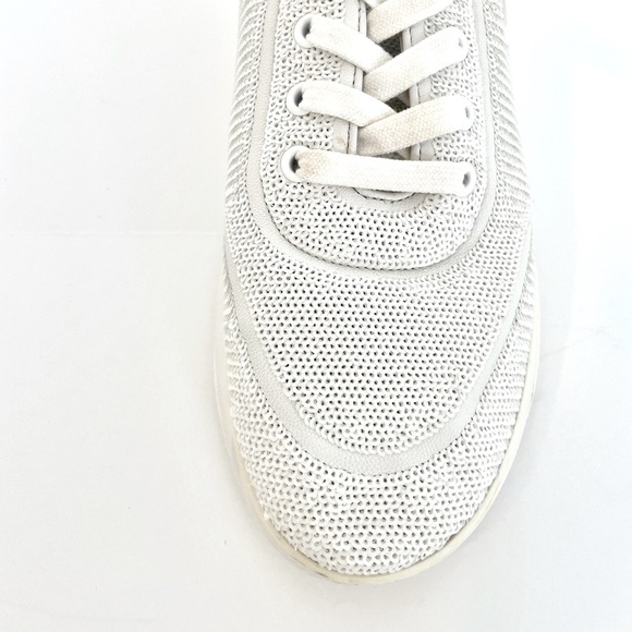 CHANEL‎ Sequin CC Sneakers White Size 10 - Picture 4 of 9